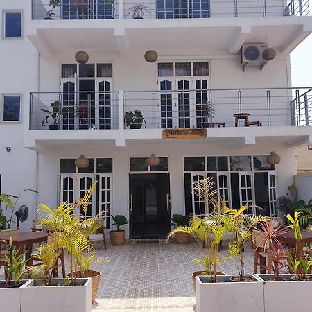Mountbaylk Hotel Dehiwala-Mount Lavinia Ngoại thất bức ảnh